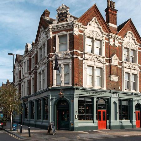 The Station Hotel London Exterior photo
