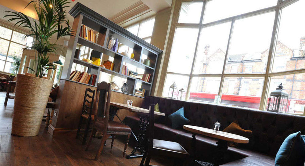 The Station Hotel London Exterior photo